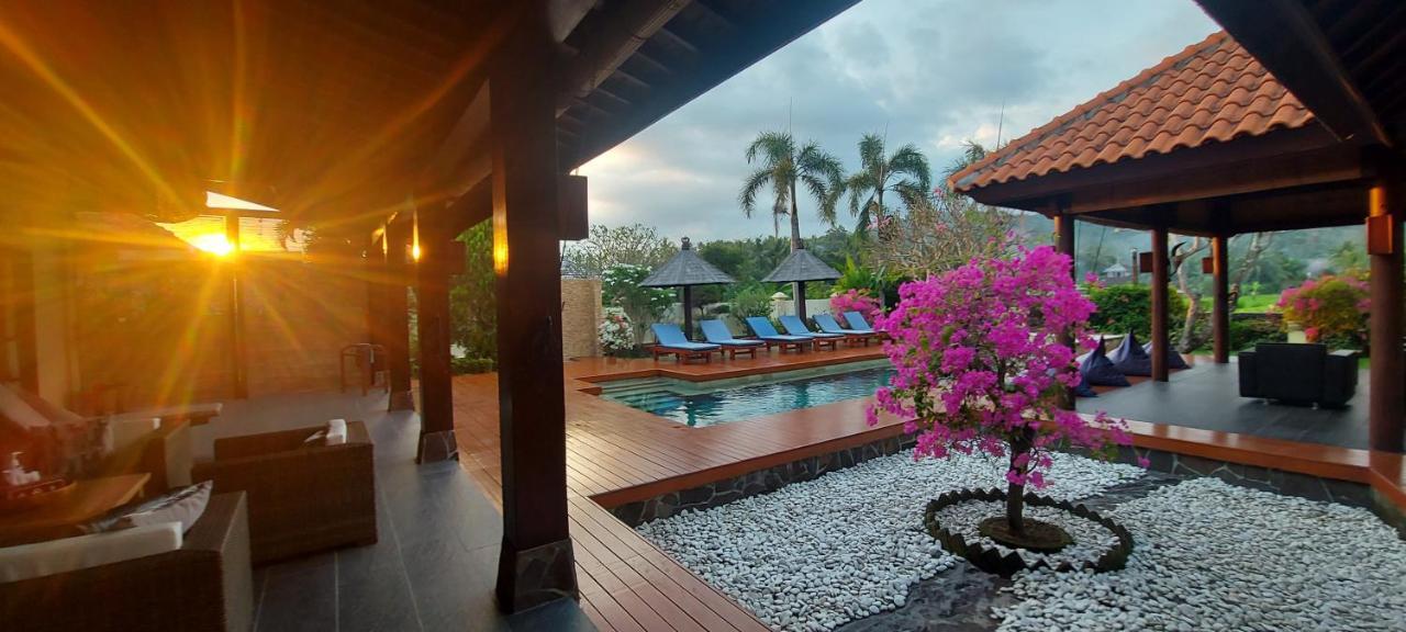 Bale Solah Lombok Holiday Resort Сенггиги Экстерьер фото